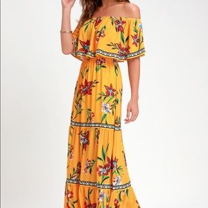 Lulus Tropical off the shoulder dress